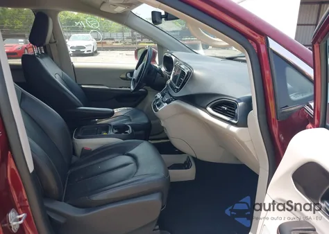 2020 Chrysler Pacifica Touring L из США, поврежденный, VIN 2C4RC1BGXLR115598